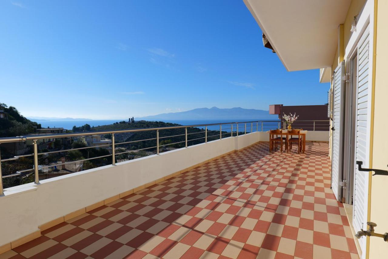 Sunny Holiday Sarandë Exterior foto