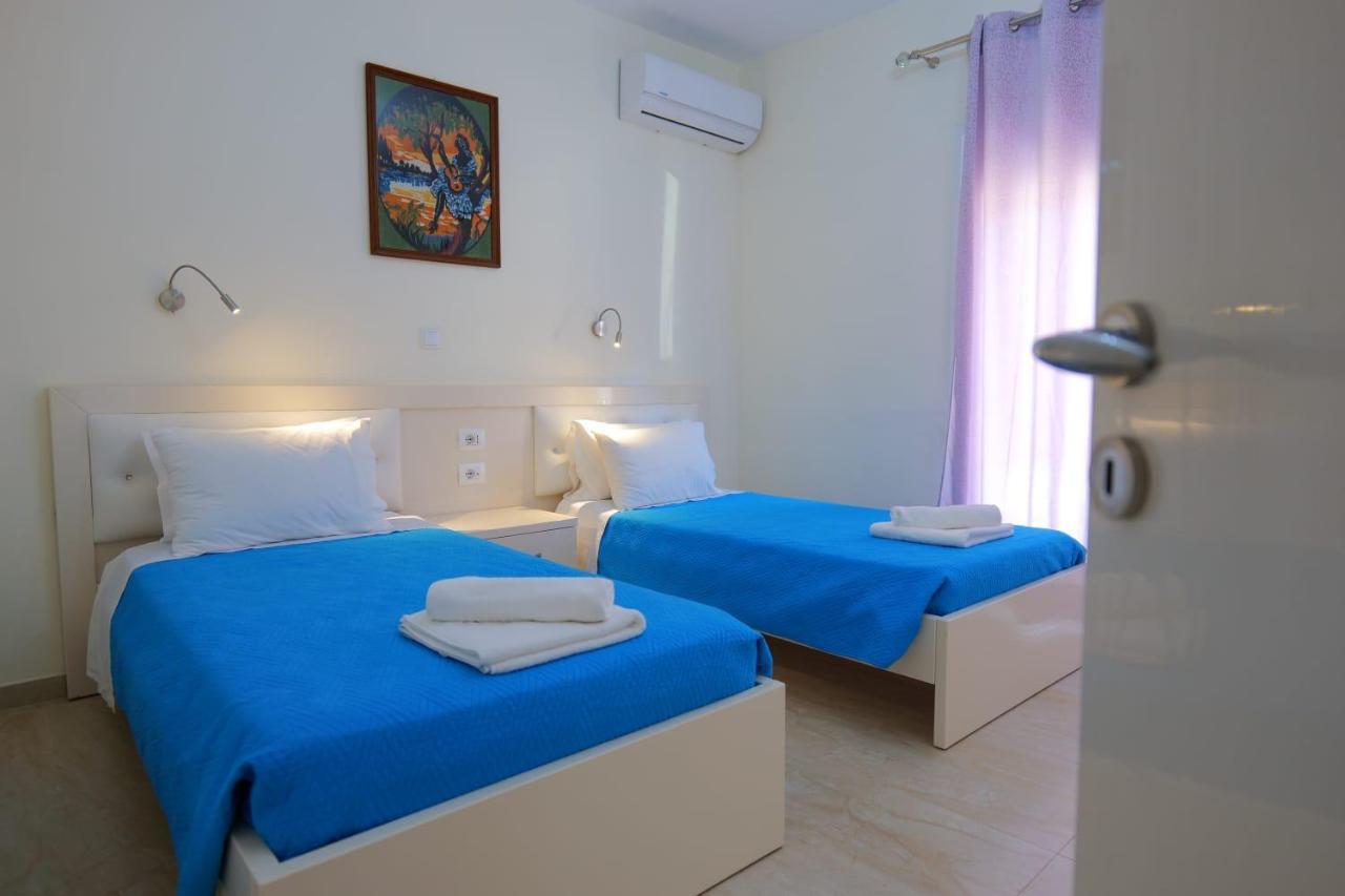 Sunny Holiday Sarandë Exterior foto