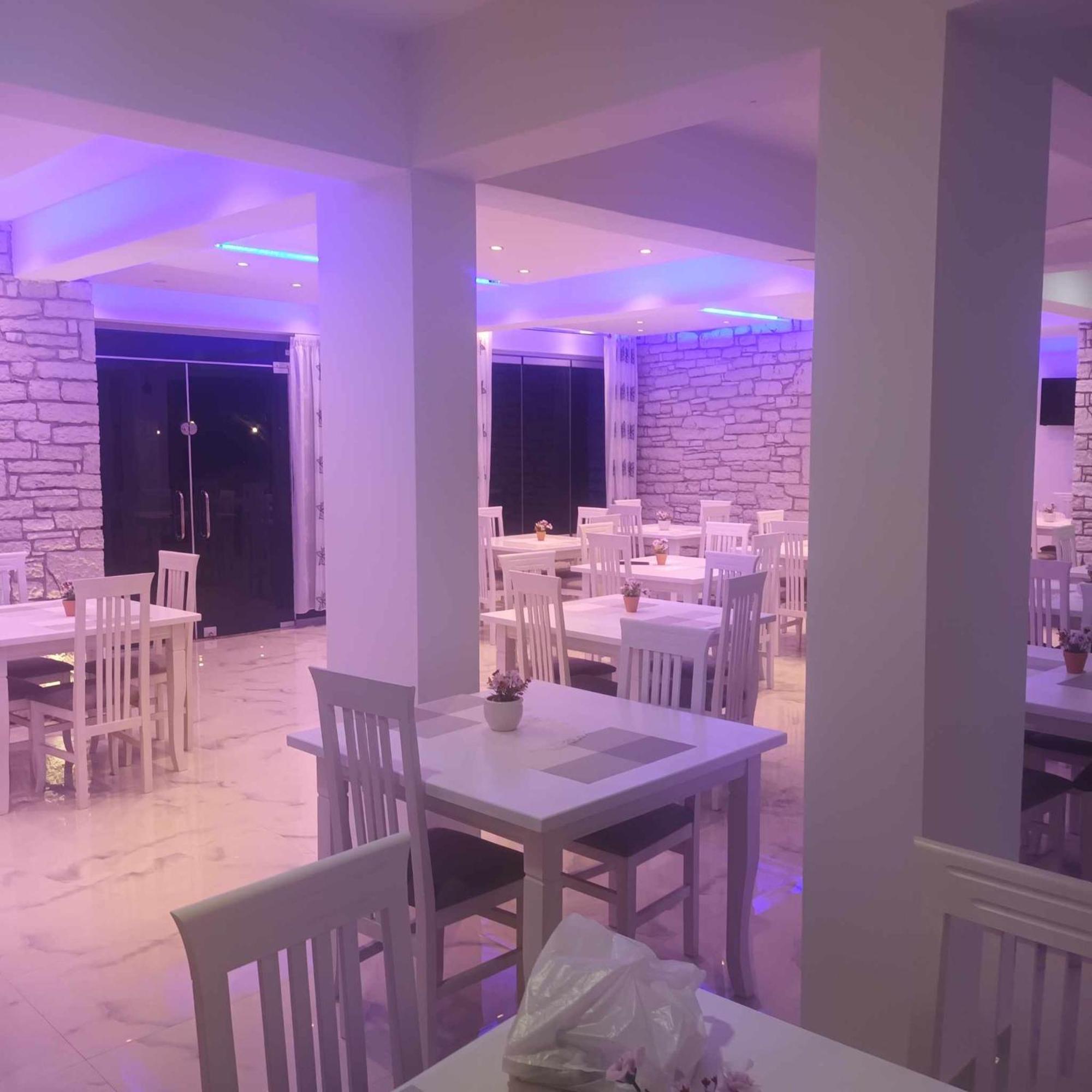 Sunny Holiday Sarandë Exterior foto